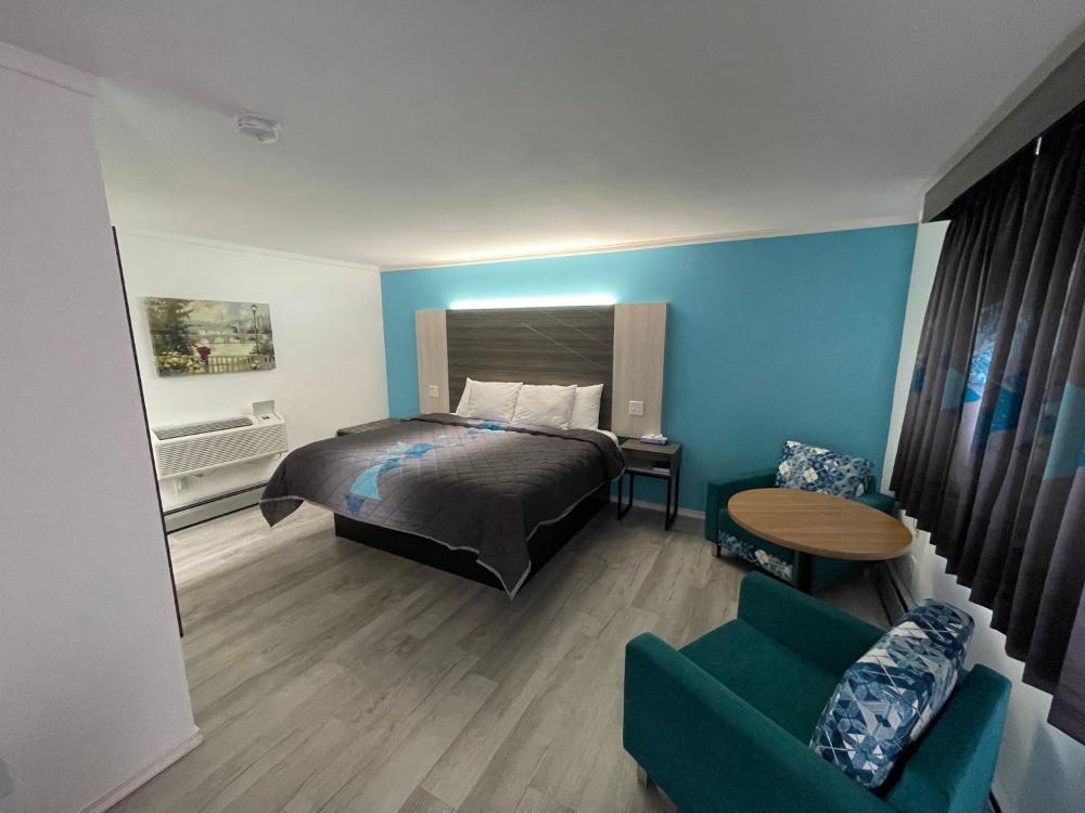 King Room interior